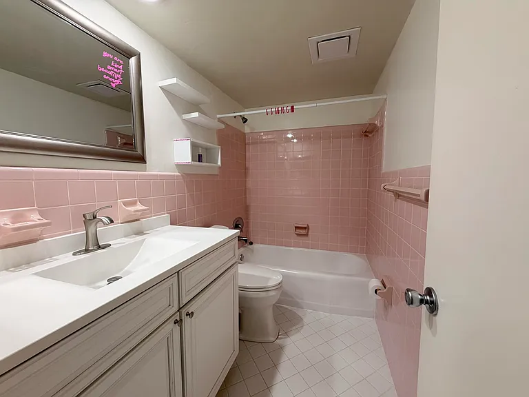 230 N Federal Hwy #305 — Photo 12