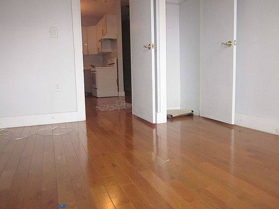 3rd image of 39-25 24th St #16