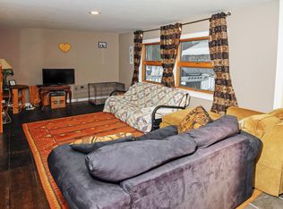 11 Old Woods Rd, Tuftonboro, NH 03816