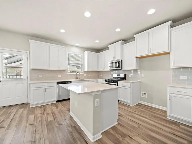 10025 Dawn Pearl Dr — Photo 10