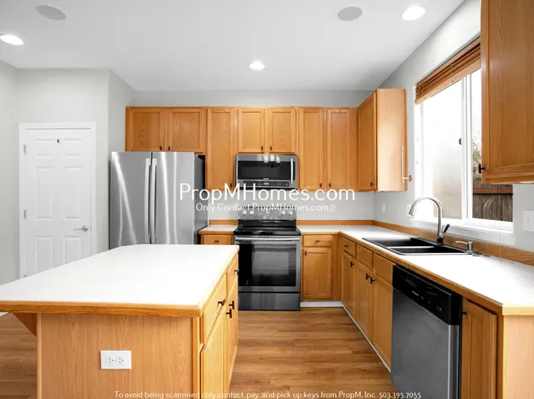 787 SW 198th Pl, Beaverton, OR 97003