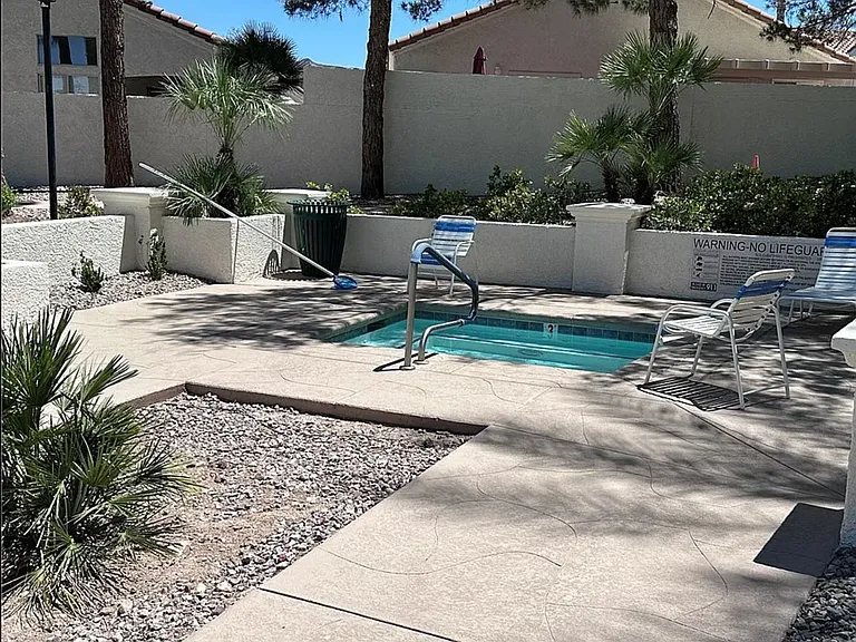 1810 Stablegate Ave — Photo 15