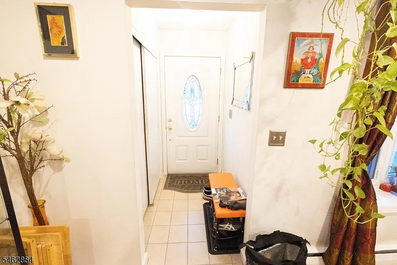 3 bed, 3.0 bath, $3,500 — Photo 2