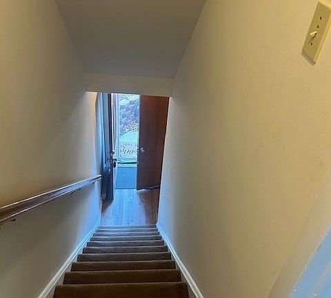 3rd image of 3145 Lucas Dr