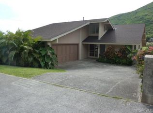764 Hahaione St, Honolulu, HI 96825