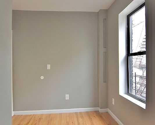 5th image of 304 W 151st St APT 24