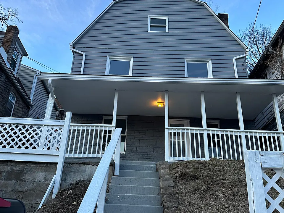 2323-1 Patterson Ave