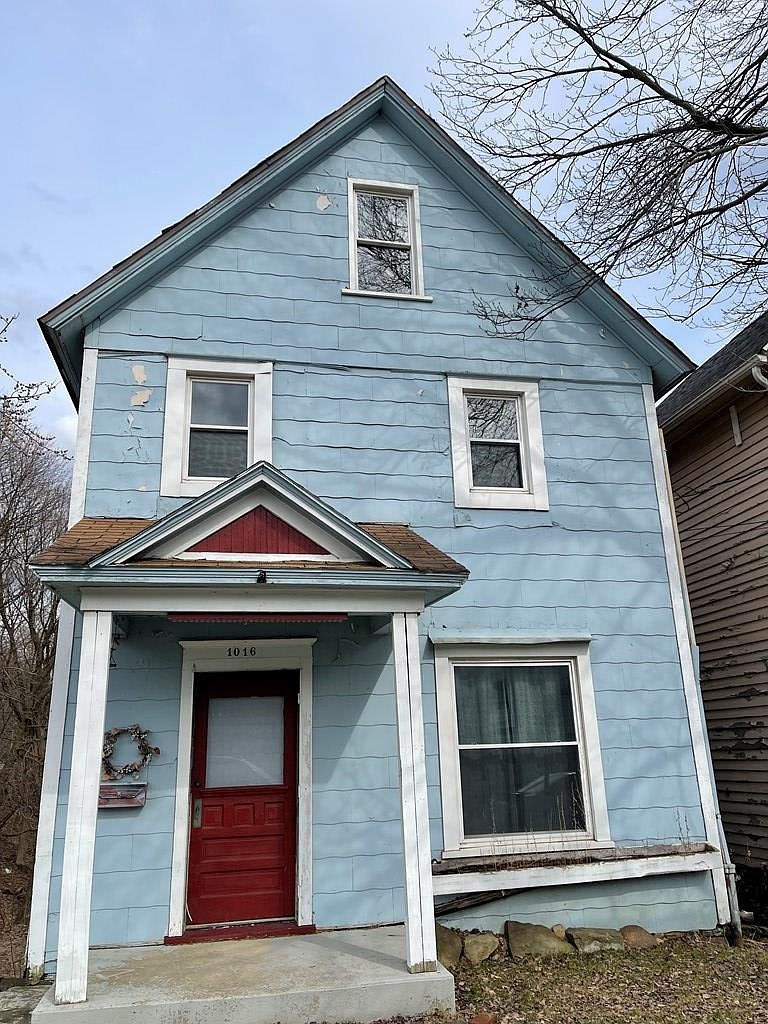 1016 Elk St, Franklin, PA 16323 Zillow