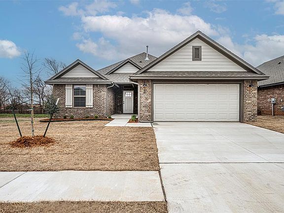 2nd image of 4220 Royal Garden Dr