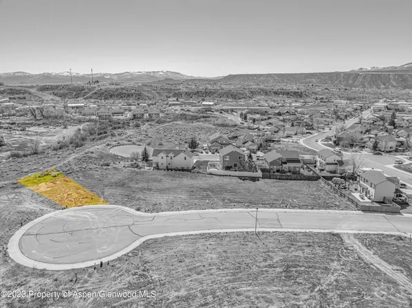7 W 30th St, Rifle, CO 81650