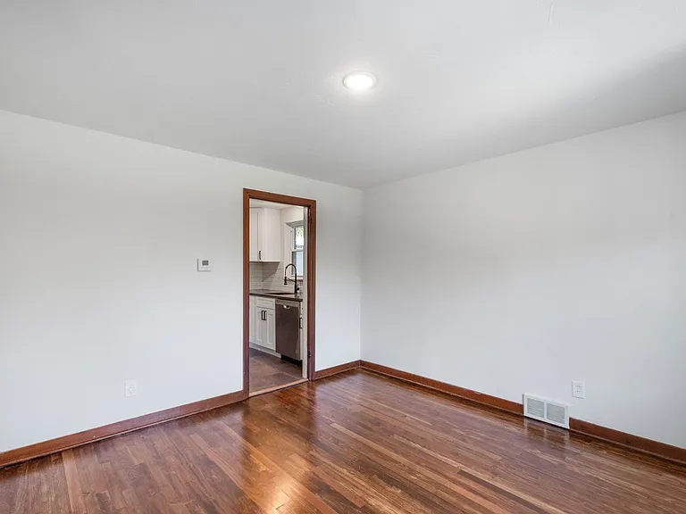 5744 Poketa Rd — Photo 26