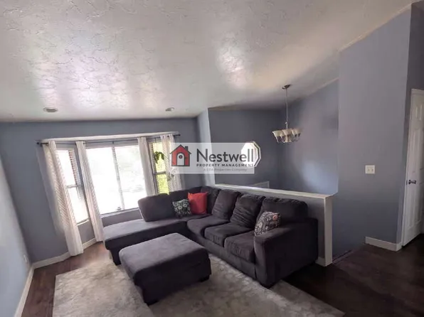 1637 W Crystal Ridge Dr, West Jordan, UT 84084
