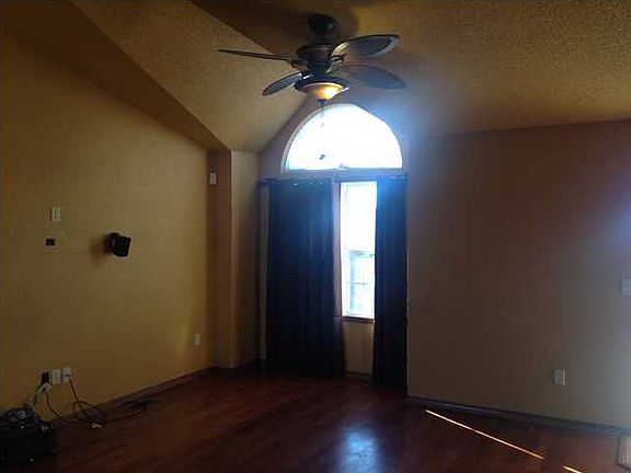 2nd image of 10817 E Bluestem Cir