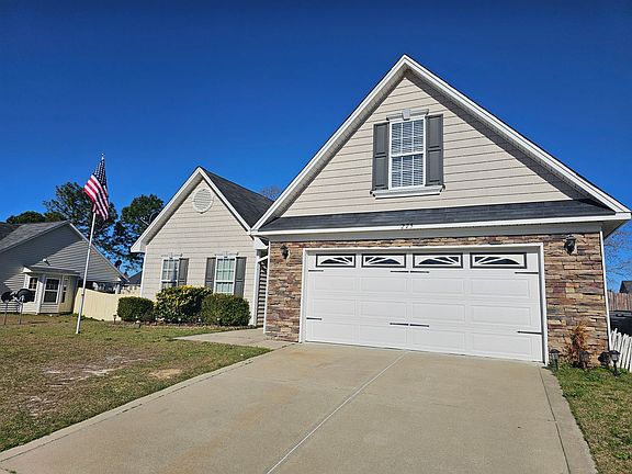 2nd image of 275 Basket Oak Dr