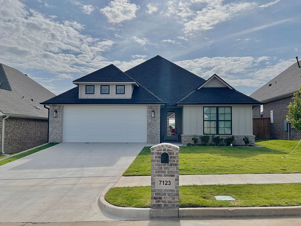 1st image of 7123 Alexander Dr