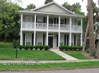 371 8th St, Atlantic Beach, FL 32233