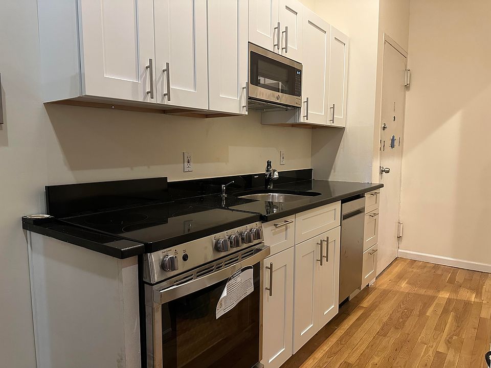1st image of 69 1st Ave APT C