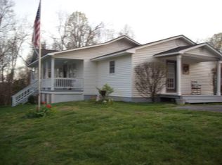 10332 Oak Grove Rd, Bristol, VA 24202