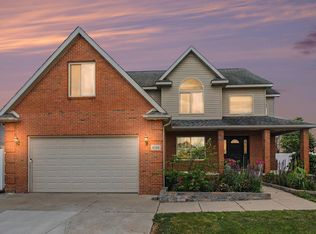 8344 Jack Pine Cir, Ypsilanti, MI 48197