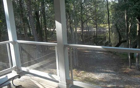 4th image of 279 NE Castagna Ln