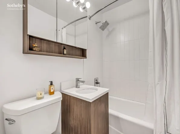 310 East 46th Street image 1 of 11