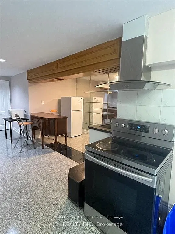 2 bed, $2,100 — Photo 4