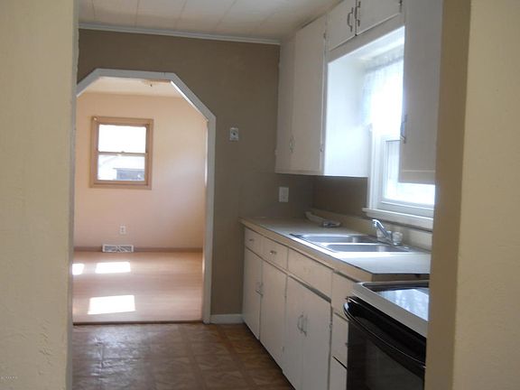 5th image of 1506 E Alcott St