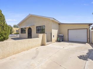 428 62nd St NW, Albuquerque, NM 87105