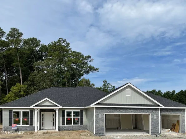 109 Oxford Court, La Grange, NC 28551