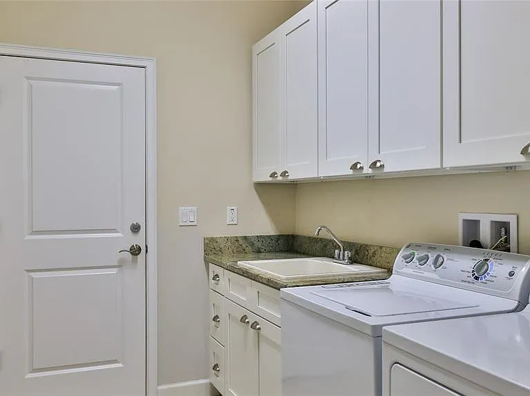 2904 Palma Ln — Photo 35