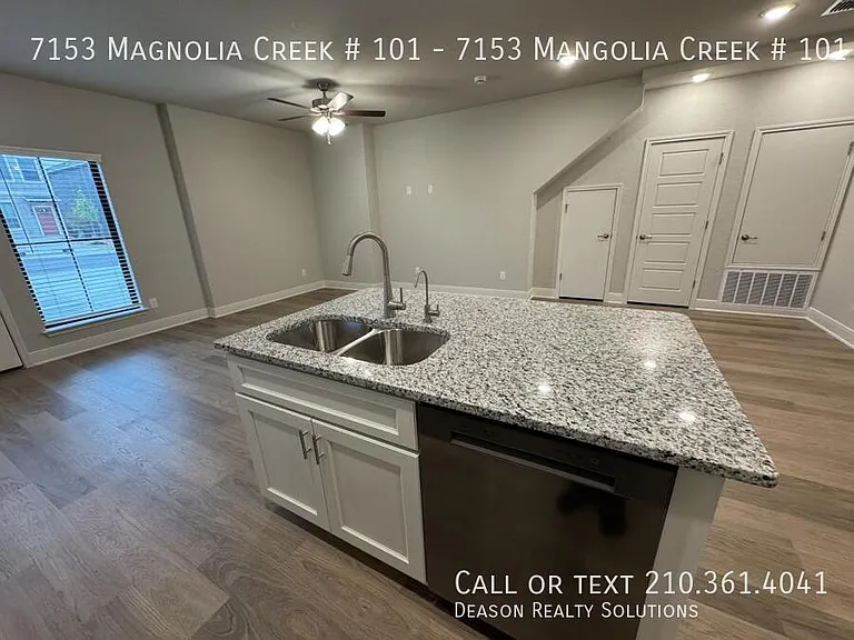 7153 Magnolia Vlg #101 — Photo 8