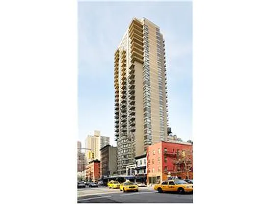 Sold by Douglas Elliman | media 28