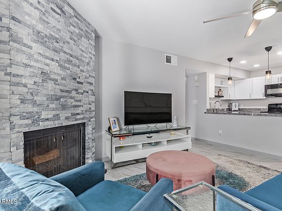4th image of 3002 N 70TH Street #104