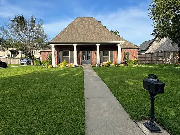 4113 Maid Stone Dr, Lake Charles, LA 70605