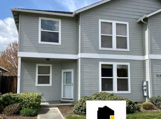 3163 Forest Hills Dr, Medford, OR 97504