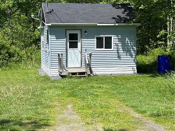 2nd image of 589 Saint David Ridge Rd