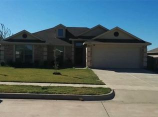 1102 Crooked Creek Ct, Midlothian, TX 76065