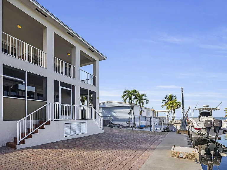 112 Seagull Ln — Photo 13