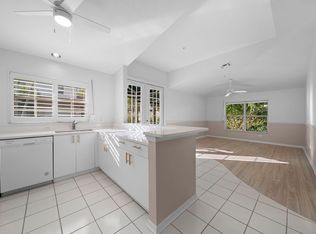 366 Dover Pl APT 1101, Naples, FL 34104