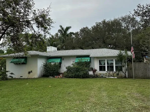1000 NW 153rd St, Miami, FL 33169