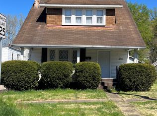 1114 21st St, Huntington, WV 25703