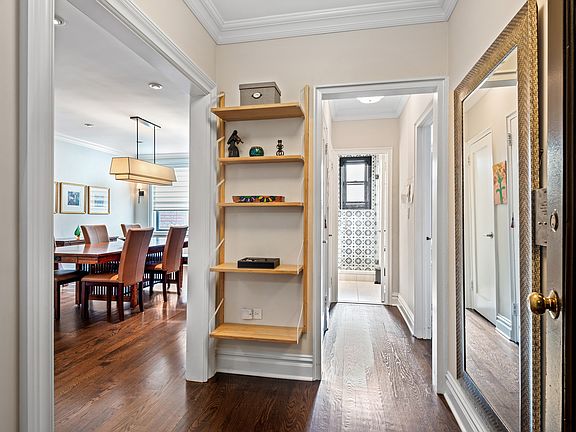 116 Larchmont Acres