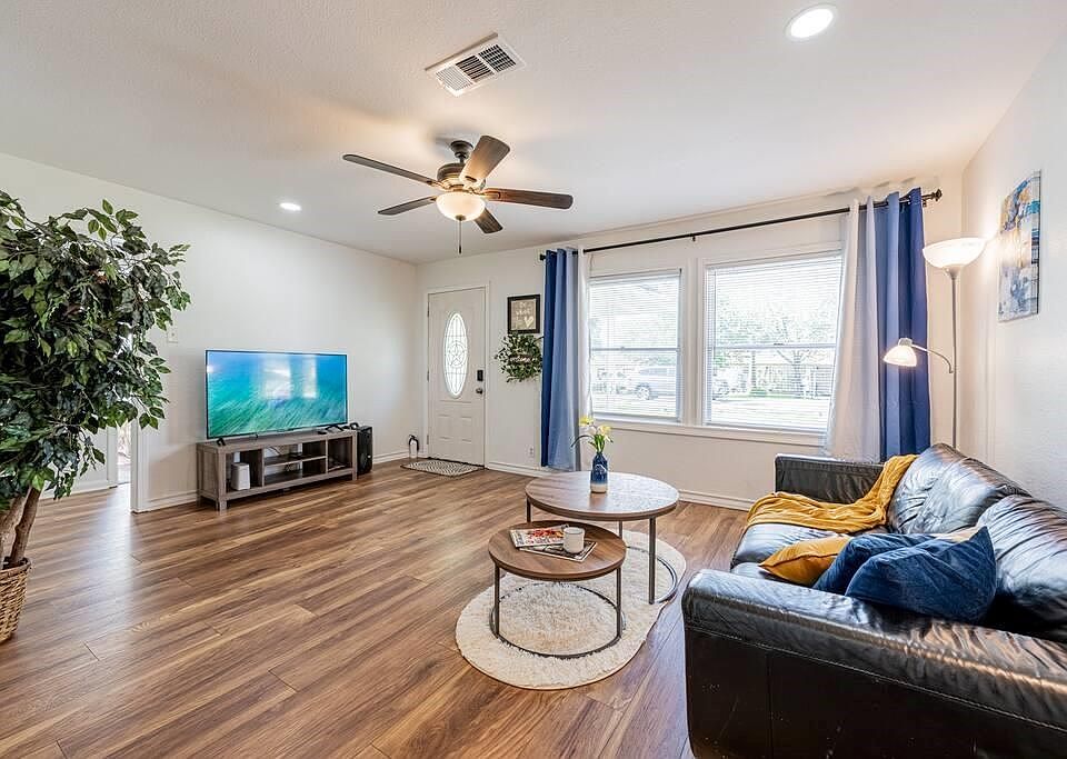 13335 Emporia St, Houston, TX 77015 Zillow