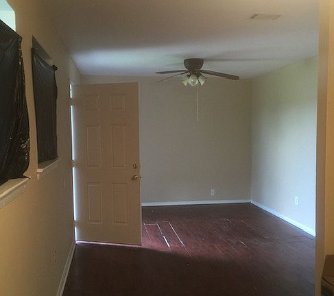 4th image of 1050 Orange Blossom Ln