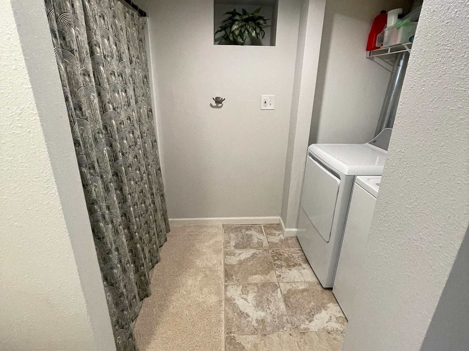 4 bed, 1700 sqft, $1,550 — Photo 3