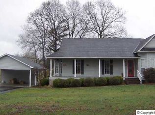 12 Allison Dr, Crossville, AL 35962