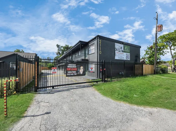 2110 Melbourne St APT 10, Houston, TX 77026