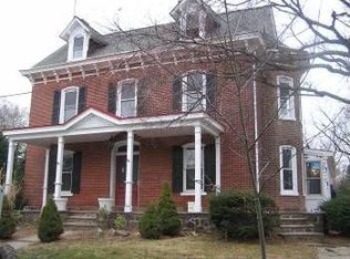 255 S State St, Newtown, PA 18940