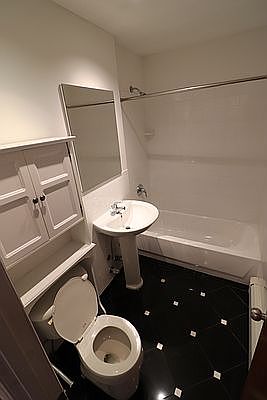 4th image of 5812 43rd Ave #1