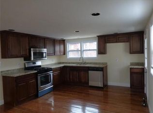 16 Pauline St, Randolph, MA 02368